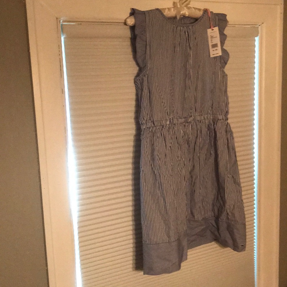 Cute dress too small